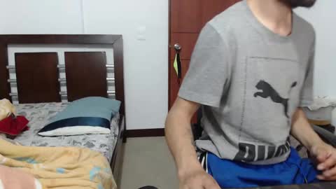 Snapshot of fvckhorneyguy chatting on March 2025 05:33:02 AM andrew online show from March 2025 05:33:02 AM