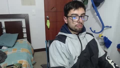 Snapshot of fvckhorneyguy chatting on September 2025 03:42:02 AM andrew online show from September 2025 03:42:02 AM