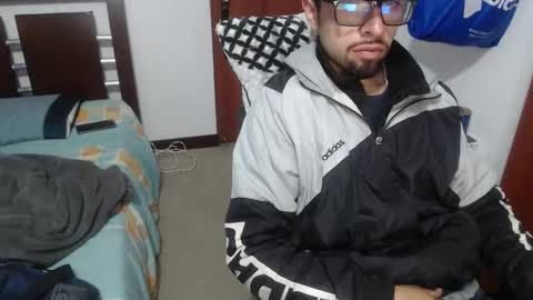 Snapshot of fvckhorneyguy chatting on October 2025 03:12:02 AM andrew online show from October 2025 03:12:02 AM