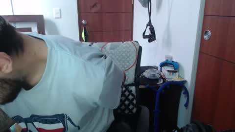 Snapshot of fvckhorneyguy chatting on January 2026 06:33:02 PM andrew online show from January 2026 06:33:02 PM