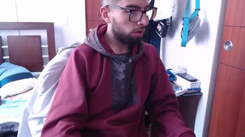 Snapshot of fvckhorneyguy chatting on February 2026 04:00:02 PM andrew online show from February 2026 04:00:02 PM