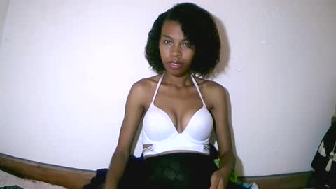 Snapshot of fyah1027 chatting on November 2025 07:52:01 AM fyah1027 online show from November 2025 07:52:01 AM