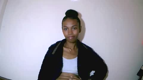 Snapshot of fyah1027 chatting on November 2025 08:14:01 AM fyah1027 online show from November 2025 08:14:01 AM