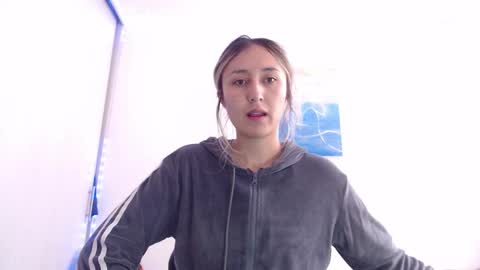 Gabriela online show from November 2025 05:06:01 PM