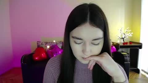 Jaklin online show from February 2025 08:59:02 AM