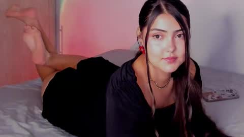 gabbyfoox online show from May 2026 02:20:02 AM