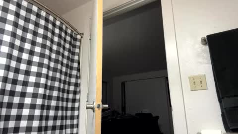 Snapshot of gabed72 chatting on February 2026 03:00:02 PM Gabe online show from February 2026 03:00:02 PM