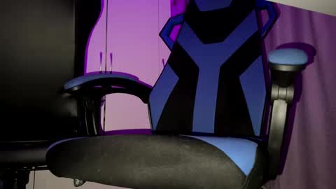 Gabeitches16 online show from January 2025 12:11:01 AM