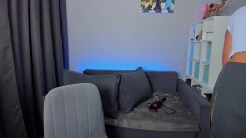 Snapshot of gabri_baby chatting on November 2025 09:09:02 AM The next stream in car 1 december 10pm time in France online show from November 2025 09:09:02 AM