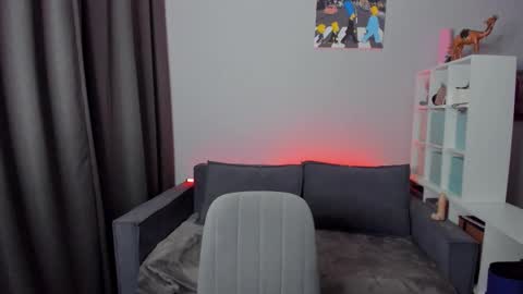 Snapshot of gabri_baby chatting on November 2025 09:17:01 PM The next stream in car 1 december 10pm time in France online show from November 2025 09:17:01 PM