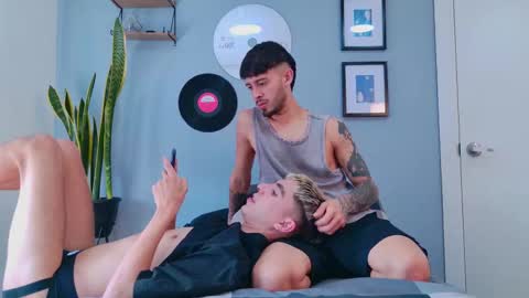 Snapshot of gabriel_and_geronimo chatting on September 2025 06:30:02 PM gabriel_and_geronimo online show from September 2025 06:30:02 PM