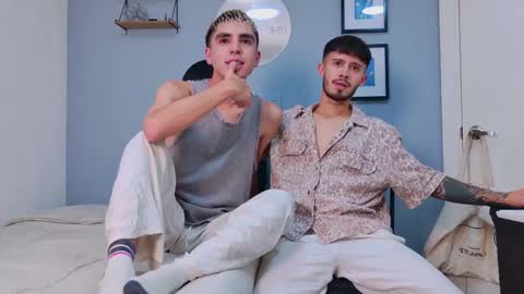 Snapshot of gabriel_and_geronimo chatting on September 2025 03:40:02 AM gabriel_and_geronimo online show from September 2025 03:40:02 AM