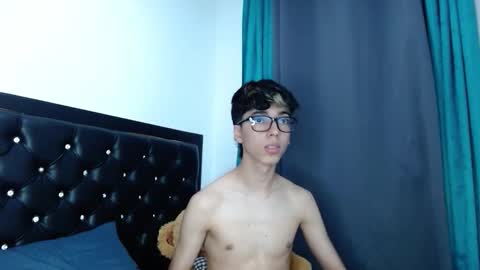 gabriel_x18 online show from March 2026 04:59:02 AM