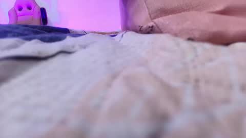 gabriela online show from September 2025 07:17:02 PM