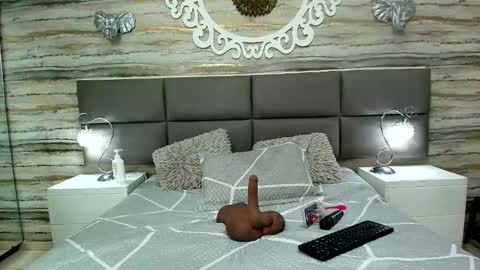 GABRIELA online show from January 2025 10:52:02 PM