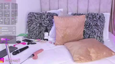 Snapshot of gabrielagray chatting on February 2025 03:50:01 AM gabrielagray online show from February 2025 03:50:01 AM