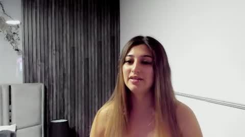 Gabriela Kassi online show from June 2026 11:34:01 AM