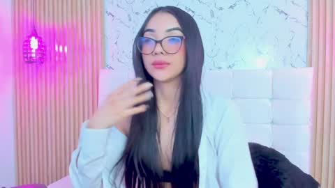 Gabriela Evans MS online show from January 2025 05:10:01 AM