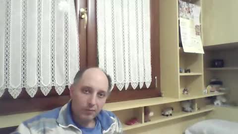 Snapshot of gabrielegr22 chatting on December 2025 09:22:01 PM Gabriele online show from December 2025 09:22:01 PM