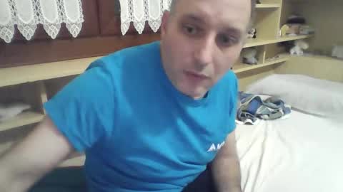 Snapshot of gabrielegr22 chatting on February 2026 06:02:02 PM Gabriele online show from February 2026 06:02:02 PM