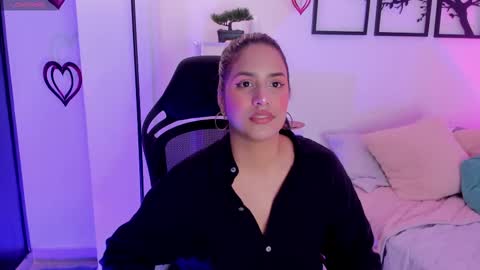 Snapshot of gabriella__tom chatting on February 2025 11:44:01 PM Gabriella online show from February 2025 11:44:01 PM