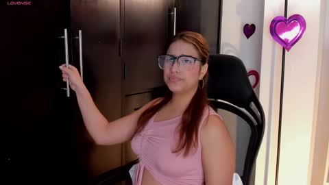 Snapshot of gabriella__tom chatting on February 2025 11:52:02 PM Gabriella online show from February 2025 11:52:02 PM