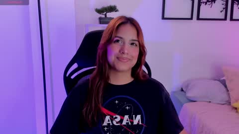 Snapshot of gabriella__tom chatting on February 2025 02:39:02 AM Gabriella online show from February 2025 02:39:02 AM