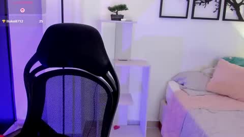 Snapshot of gabriella__tom chatting on March 2025 09:29:02 PM Gabriella online show from March 2025 09:29:02 PM