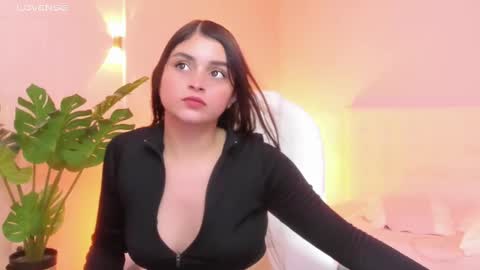 Gabriella online show from September 2025 08:41:01 PM