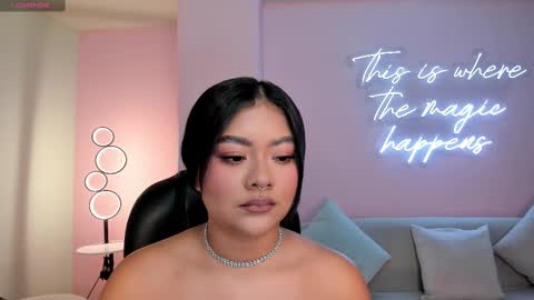 Gabriella Lee online show from October 2025 02:31:01 AM