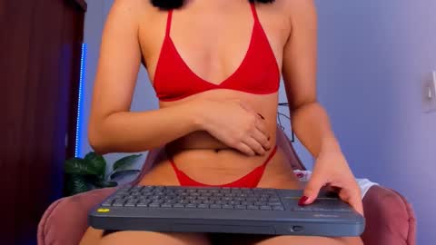 Snapshot of gaby_girl chatting on September 2025 12:17:01 PM online show from September 2025 12:17:01 PM