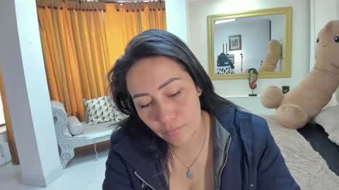 gabriela online show from November 2025 02:50:02 PM