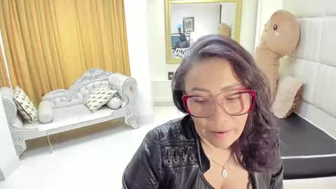 gabriela online show from May 2026 06:27:02 PM