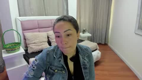 gabriela online show from May 2026 05:31:02 PM