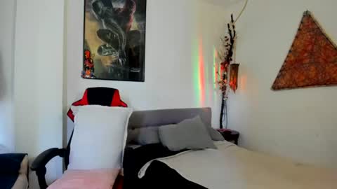 gabyaridiii online show from July 2026 03:01:02 PM