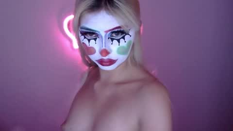 gabygumms online show from April 2026 12:43:01 PM