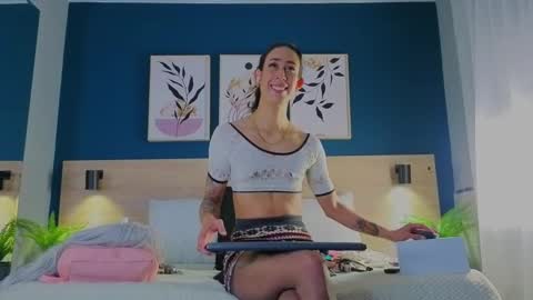 Gaby online show from October 2025 07:55:01 PM