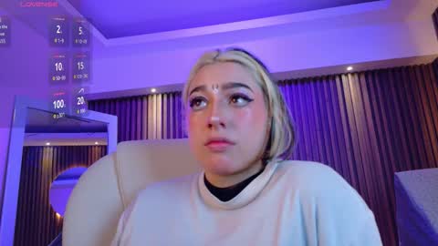 Snapshot of gabyrose9 chatting on November 2025 11:43:01 AM gabyrose9 online show from November 2025 11:43:01 AM