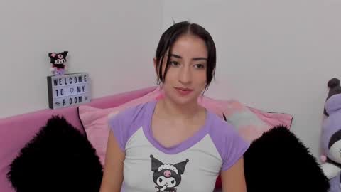 Snapshot of gabyye_capprins chatting on January 2025 01:18:01 AM gabyye capprins online show from January 2025 01:18:01 AM