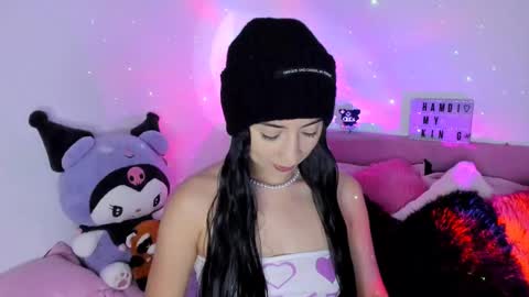 Snapshot of gabyye_capprins chatting on February 2025 07:16:02 PM gabyye capprins online show from February 2025 07:16:02 PM