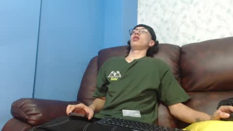 Snapshot of gadiel_sex chatting on February 2025 07:31:02 PM gadiel_sex online show from February 2025 07:31:02 PM