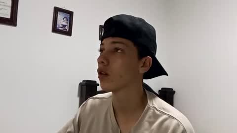 Snapshot of gadiel_sex chatting on September 2025 12:43:02 PM gadiel_sex online show from September 2025 12:43:02 PM