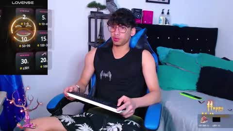 Snapshot of gael_jones chatting on October 2025 08:15:01 AM gael_jones online show from October 2025 08:15:01 AM