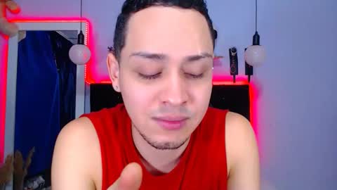 Snapshot of gaellittle chatting on February 2025 07:02:01 PM gaellittle online show from February 2025 07:02:01 PM