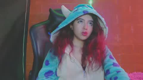 Snapshot of gakomenoshida chatting on January 2025 07:17:01 PM Kate 3 online show from January 2025 07:17:01 PM