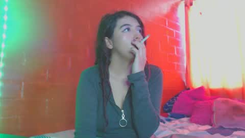 Snapshot of gakomenoshida chatting on January 2025 07:45:01 PM Kate 3 online show from January 2025 07:45:01 PM