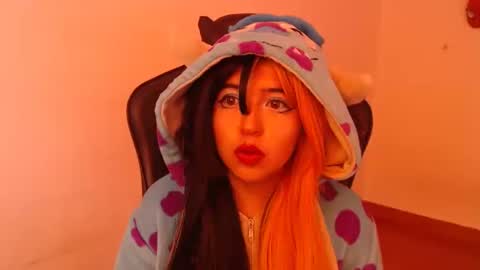 Snapshot of gakomenoshida chatting on September 2025 08:33:02 PM Kate 3 online show from September 2025 08:33:02 PM