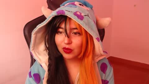 Snapshot of gakomenoshida chatting on September 2025 07:14:02 PM Kate 3 online show from September 2025 07:14:02 PM