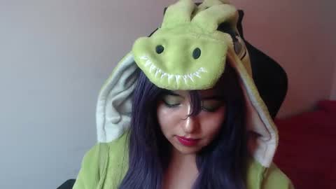 Snapshot of gakomenoshida chatting on November 2025 07:47:01 PM Kate 3 online show from November 2025 07:47:01 PM