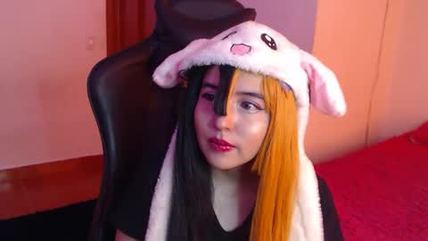 Kate 3 online show from March 2026 07:40:01 PM